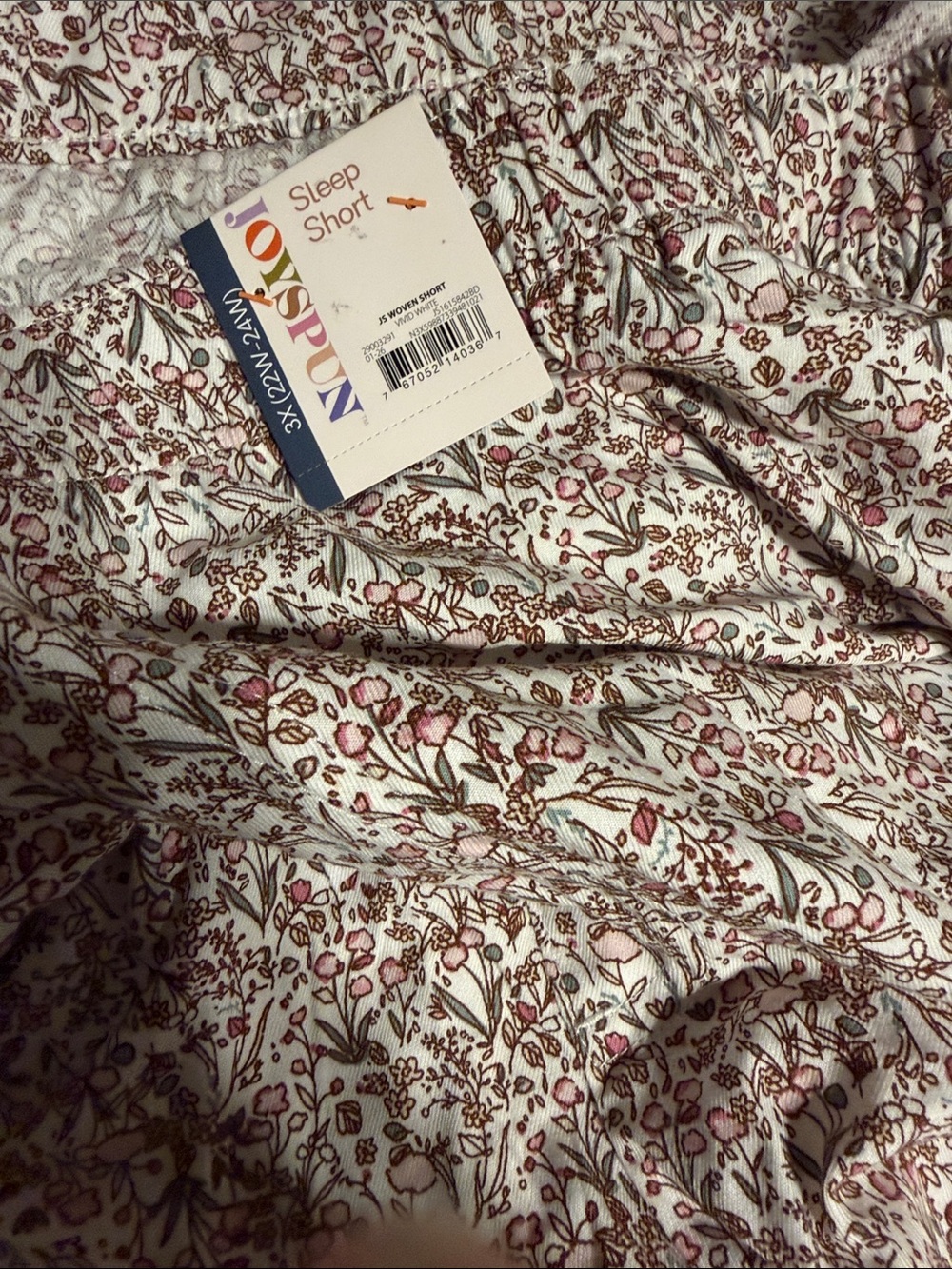 Joyspun Floral Lace-Hem sleep shorts - White with Red Floral Print